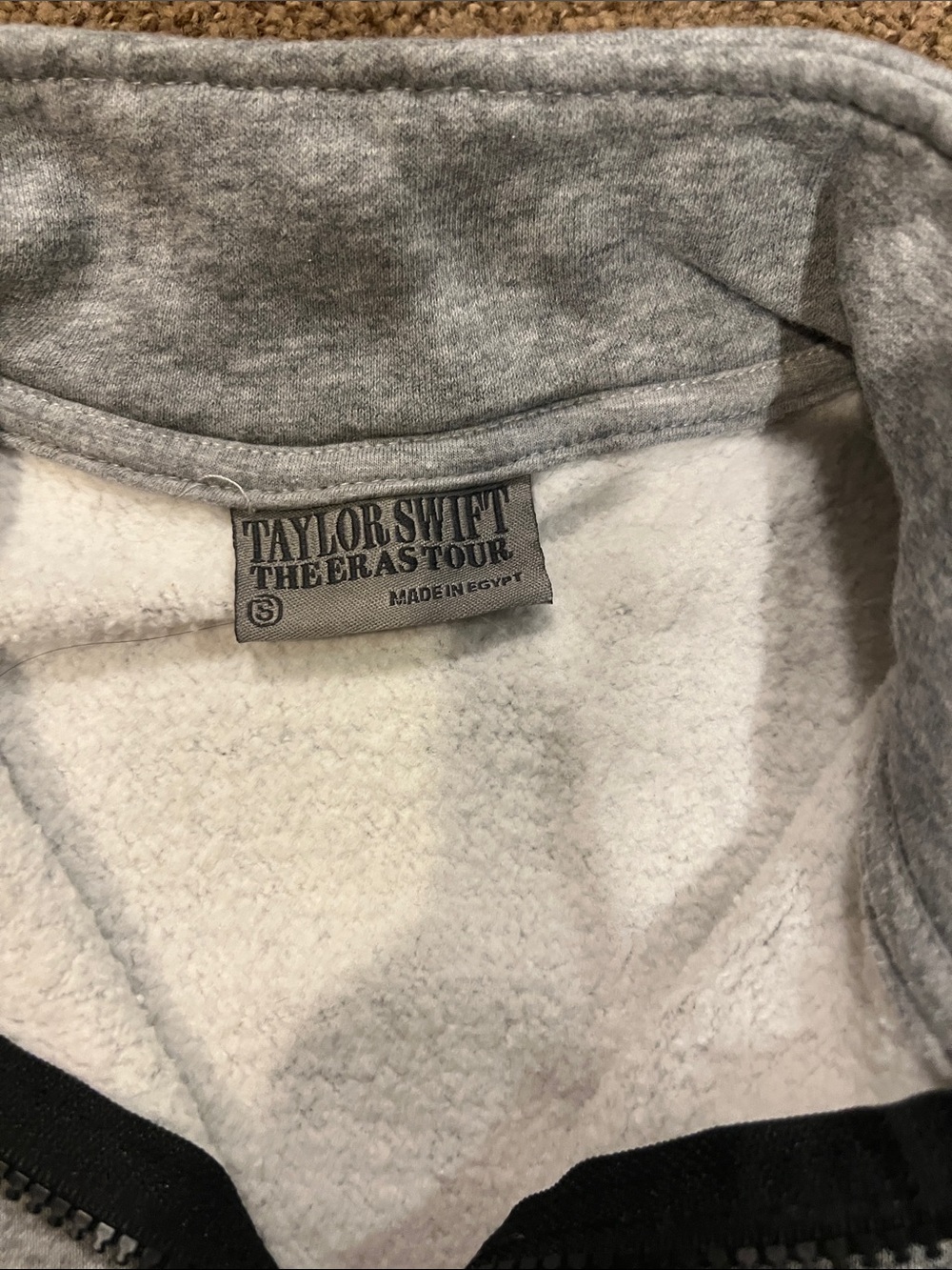 Gray Quarter zip Taylor Swift Eras Tour Sweatshirt small - Picture 6 of 6